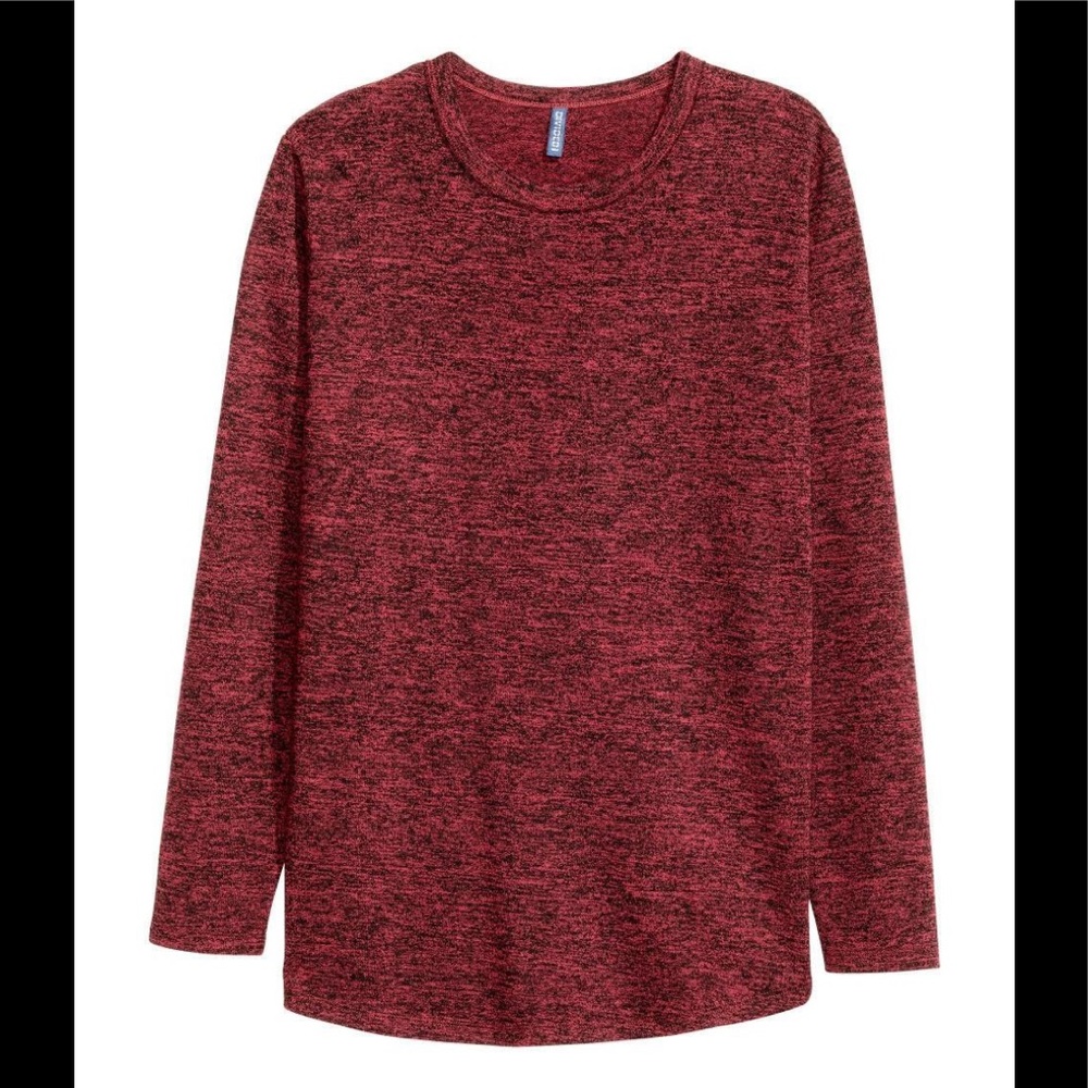 Divided long sleeve knit shirt
